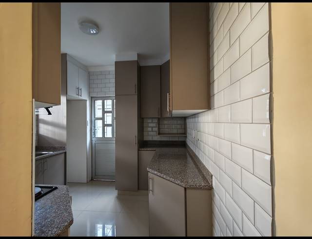 3 BEDROOM APARTMENT TO LET IN OVERPORT